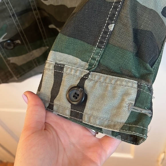 J Crew // Camouflage Utility Shirt Jacket Shacket - Picture 7 of 10